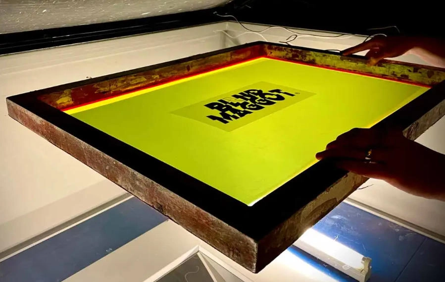 Secar la emulsión de serigrafía